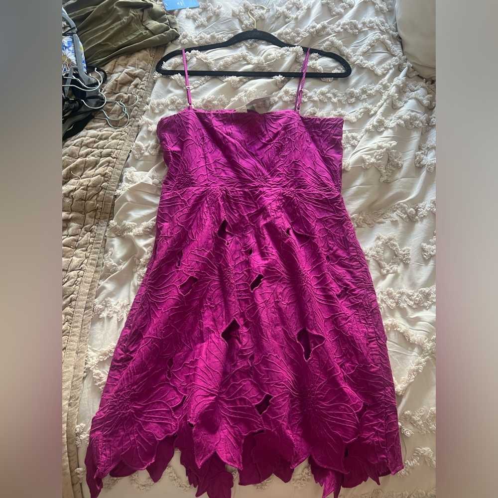 Brand new Embroidered dress - Picture 5 of 6